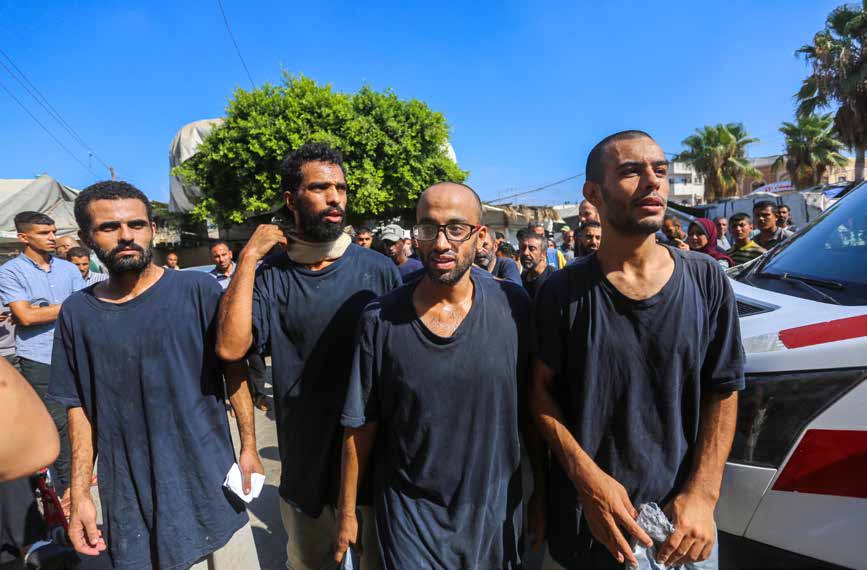 Palestinian Prisoners Released After Detention
